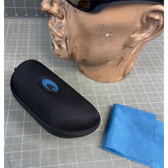 Costa Blackfin BL 11 Sunglasses Polarized 580P - Matte Black Frame w/Case & Clot - Picture 4 of 9